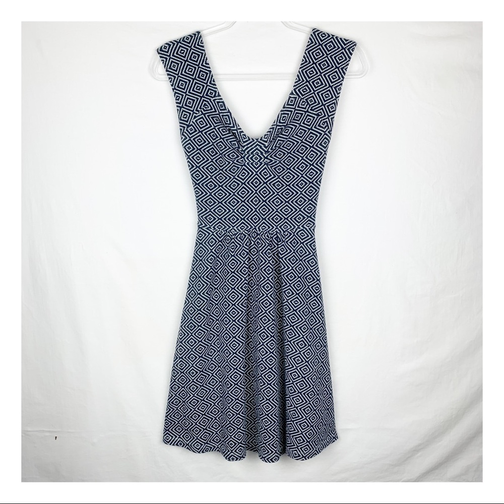 Anthropologie Postmark Matilde Dress Navy White Fit & Flare Cross-Back Stretchy